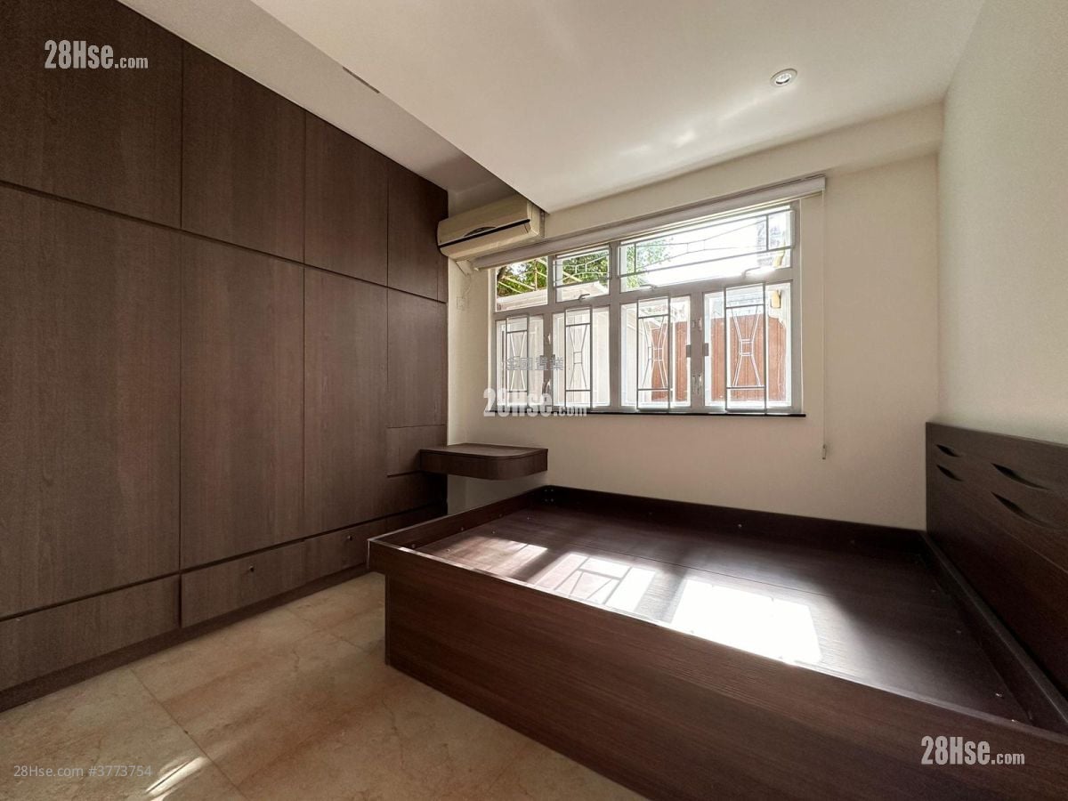 黄达荣大厦 售盘 3 房 , 1 浴室 566 平方尺