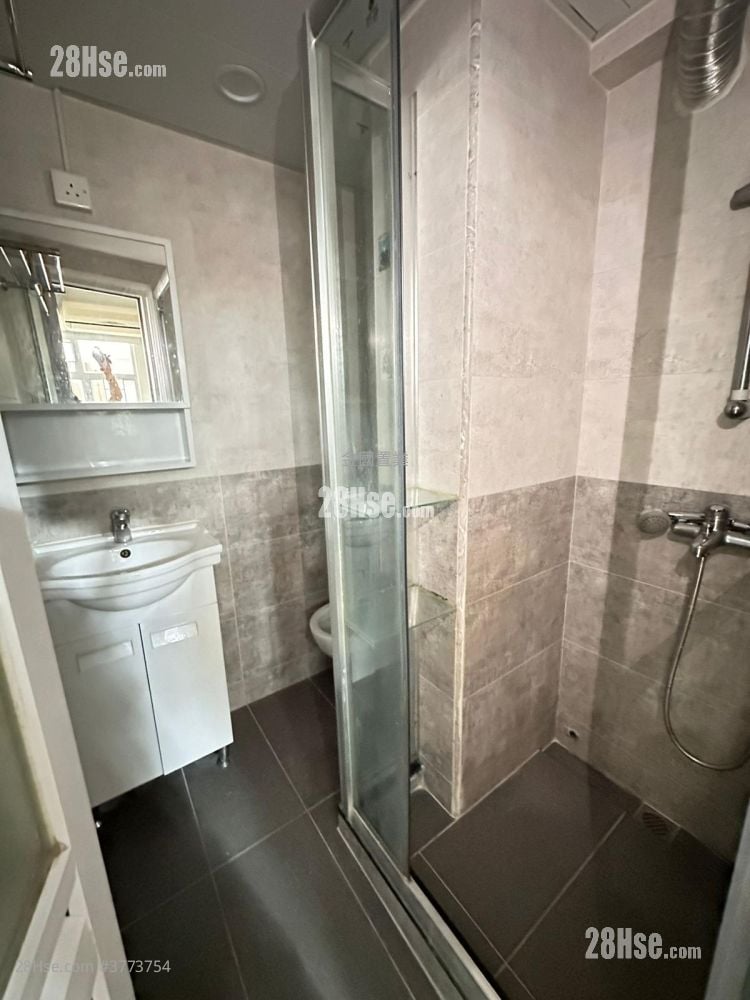 黄达荣大厦 售盘 3 房 , 1 浴室 566 平方尺