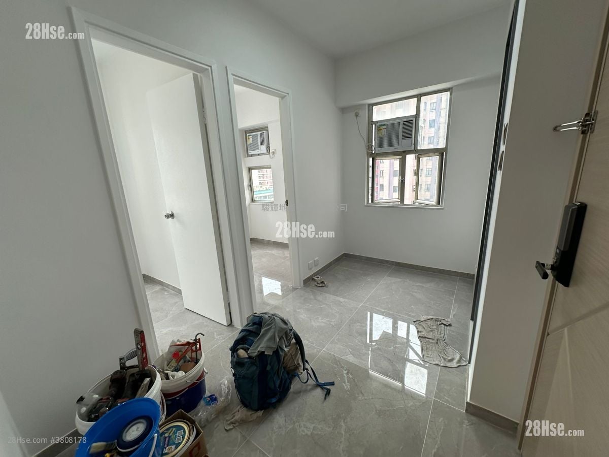 顺丰大厦 售盘 2 房 , 1 浴室 230 平方尺