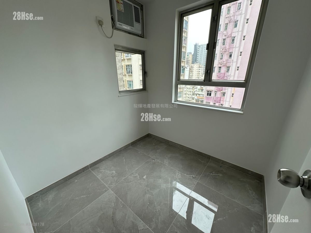 顺丰大厦 售盘 2 房 , 1 浴室 230 平方尺