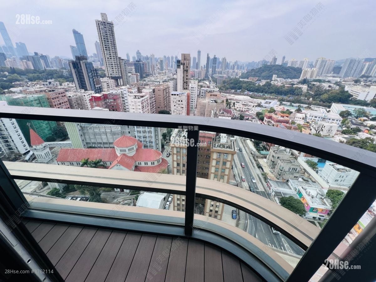 128 Waterloo Sell 1 Bedroom 342 ft²