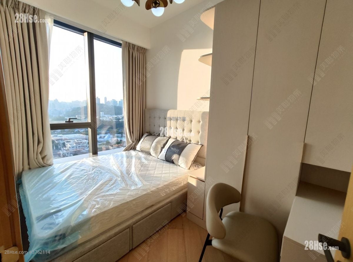 128 Waterloo Sell 1 Bedroom 342 ft²