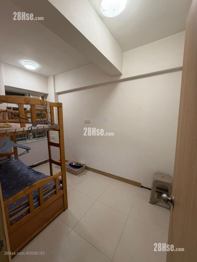 宝荣大厦 售盘 3 房 , 2 浴室 552 平方尺