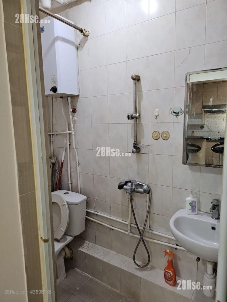 宝荣大厦 售盘 3 房 , 2 浴室 552 平方尺