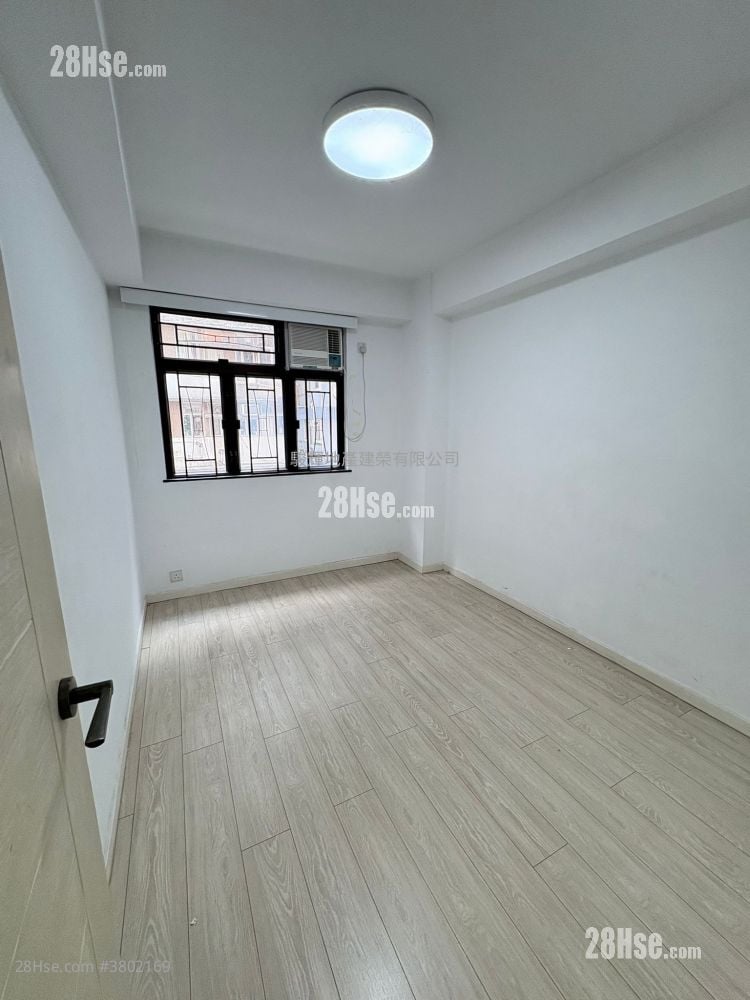 Hillwood Mansion Rental 2 Bedrooms 420 ft²