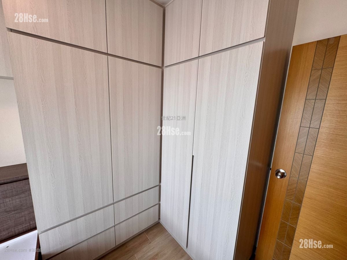 Academic Terrace Rental 2 Bedrooms , 1 Bathroom 531 ft²