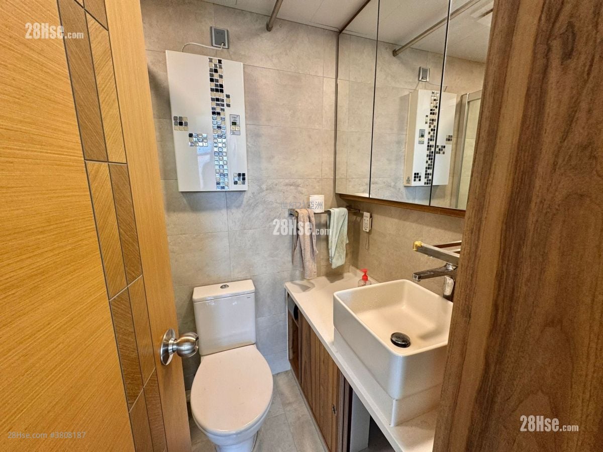 Academic Terrace Rental 2 Bedrooms , 1 Bathroom 531 ft²