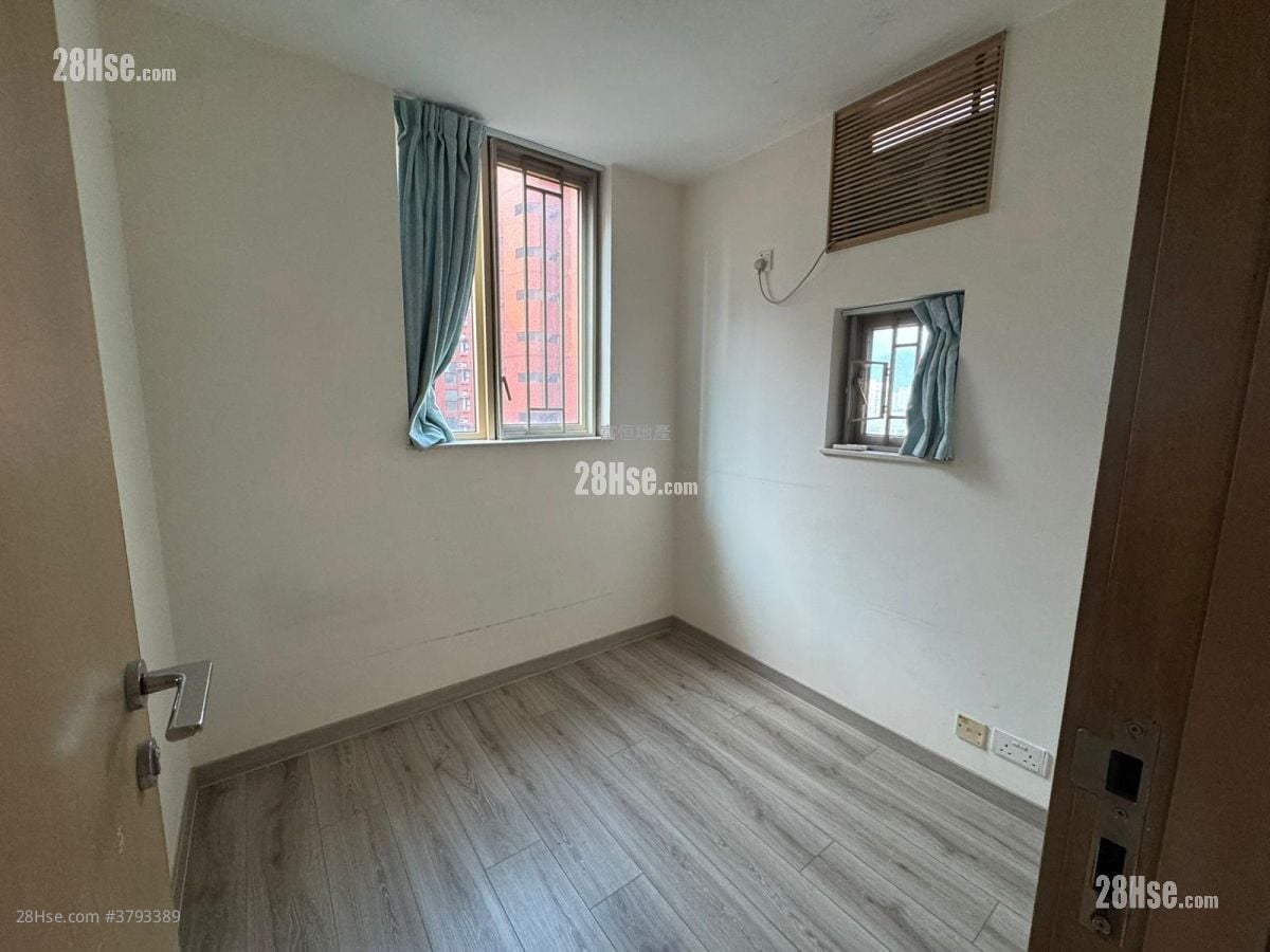 Harbour Place Sell 2 Bedrooms , 1 Bathroom 481 ft²