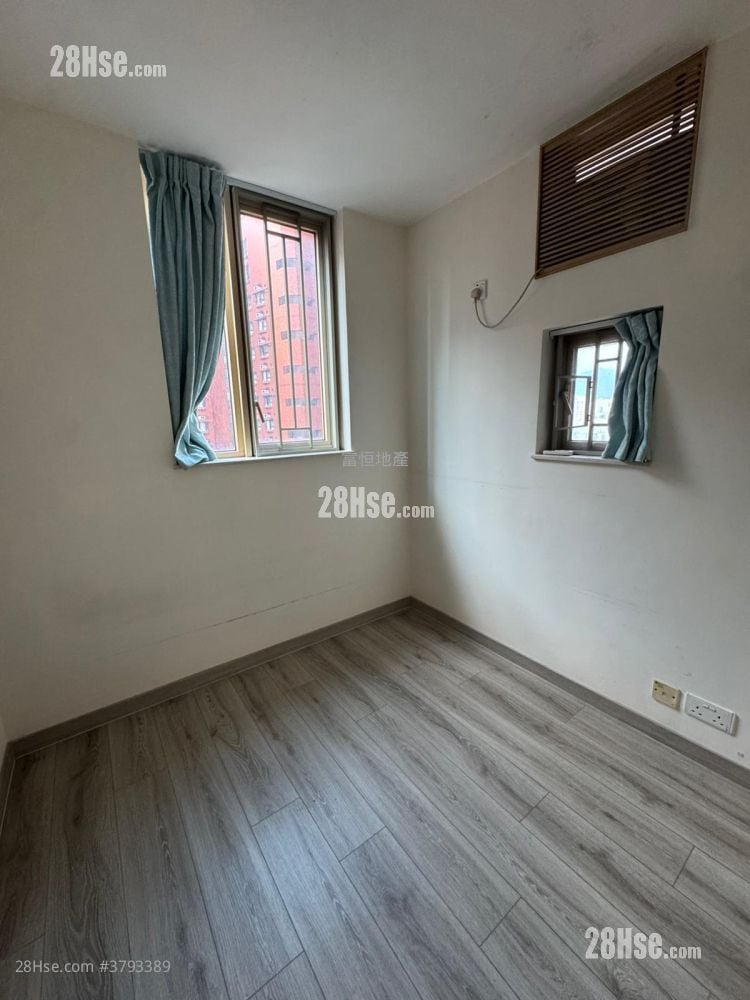 Harbour Place Sell 2 Bedrooms , 1 Bathroom 481 ft²