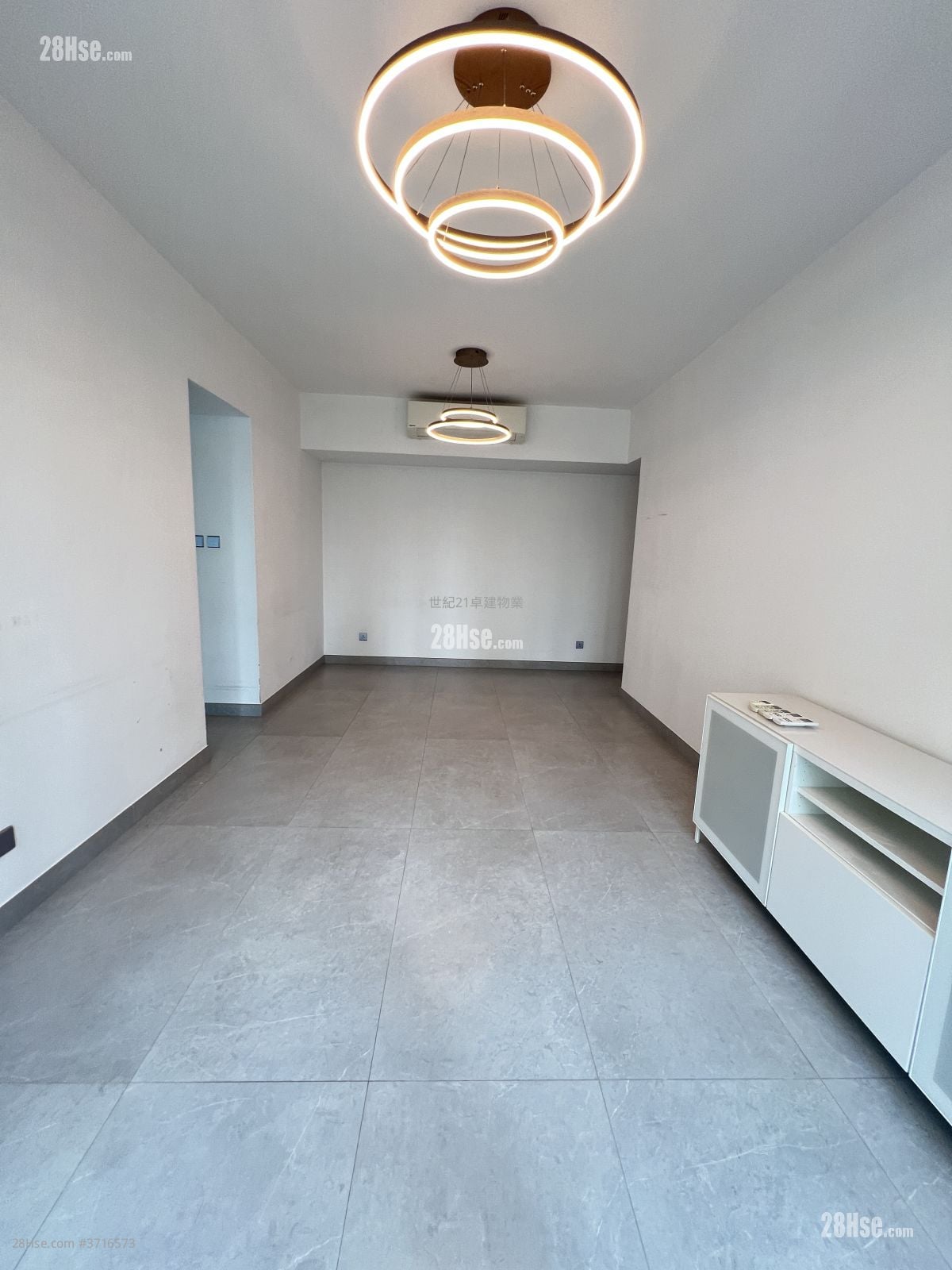 The Harbourside Rental 2 Bedrooms , 2 Bathrooms 751 ft²