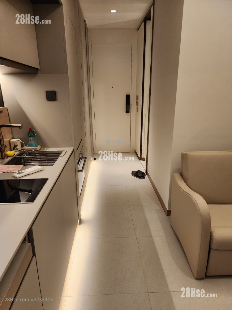 Baker Circle Greenwich Sell Studio , 1 Bathroom 212 ft²