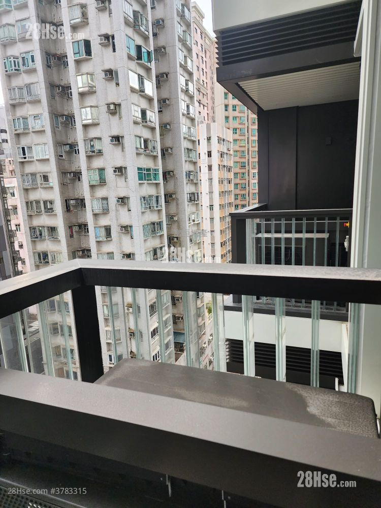 Baker Circle Greenwich Sell Studio , 1 Bathroom 212 ft²