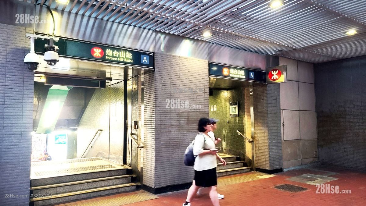 大厦入口: 英皇大厦 租盘 3 房 , 1 浴室 474 平方尺