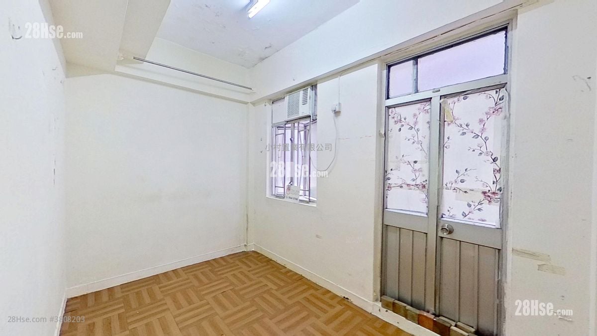 主人房: 英皇大厦 租盘 3 房 , 1 浴室 474 平方尺