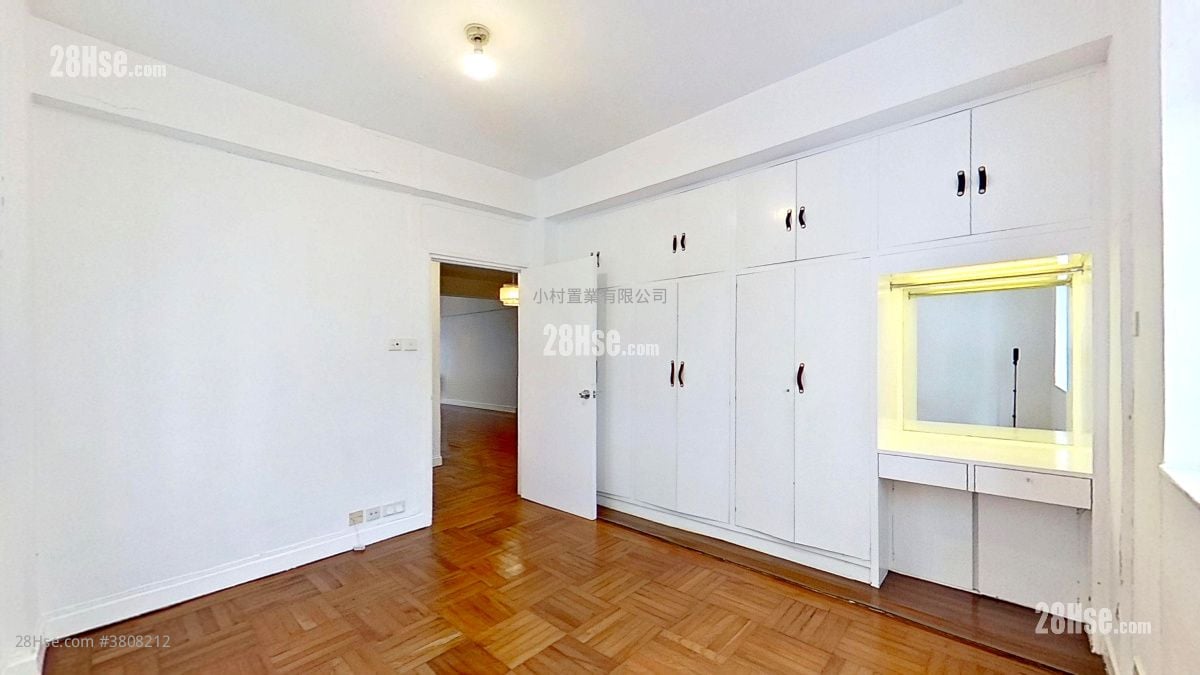 睡房 3: High Life Mansion 租盘 3 房 , 2 浴室 984 平方尺