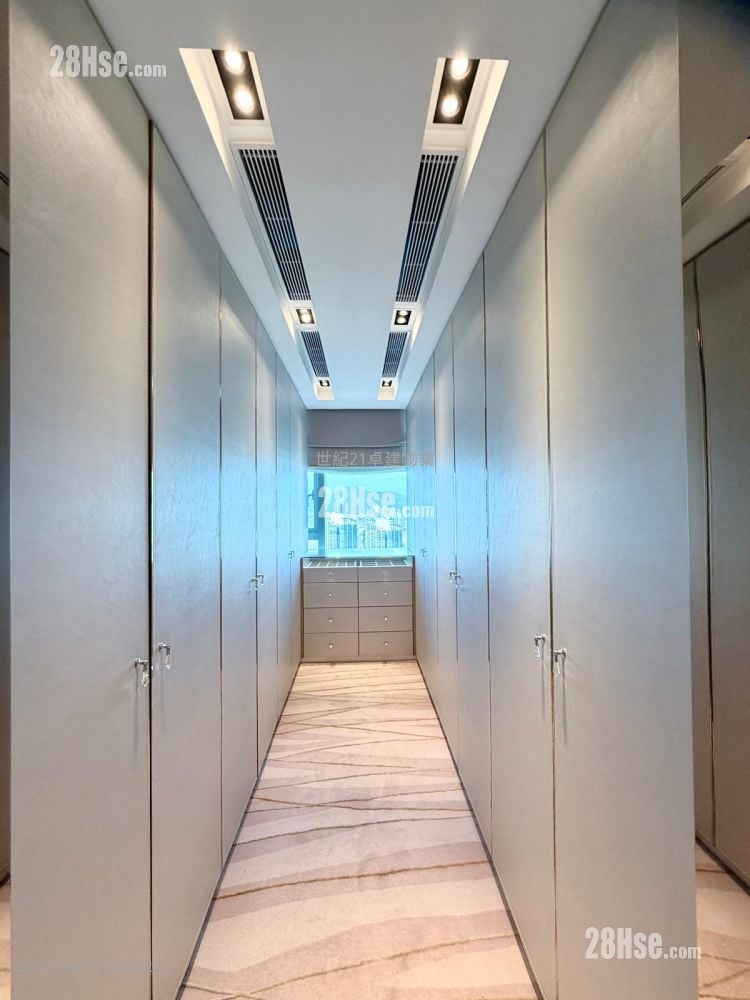 君临天下 租盘 3 房 , 3 浴室 1,807 平方尺