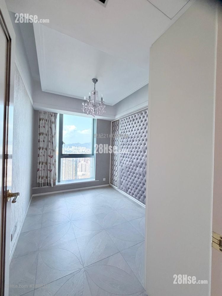 君临天下 租盘 3 房 , 3 浴室 1,807 平方尺