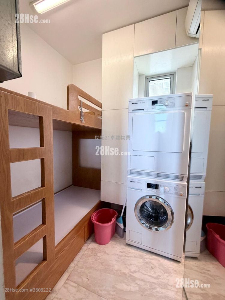 君临天下 租盘 3 房 , 3 浴室 1,807 平方尺