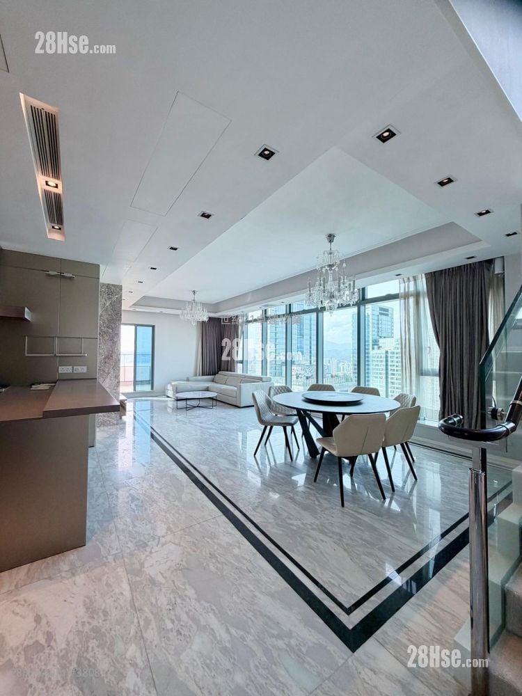 君临天下 租盘 3 房 , 3 浴室 1,807 平方尺