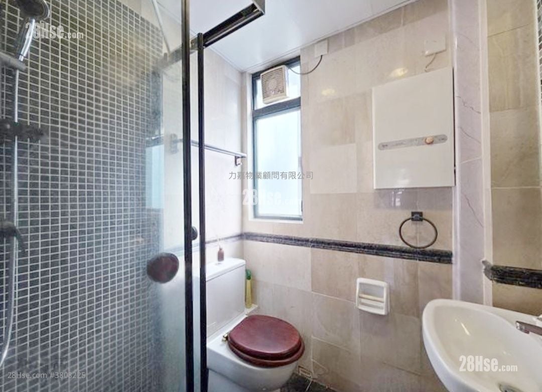 力生轩 租盘 3 房 , 2 浴室 692 平方尺