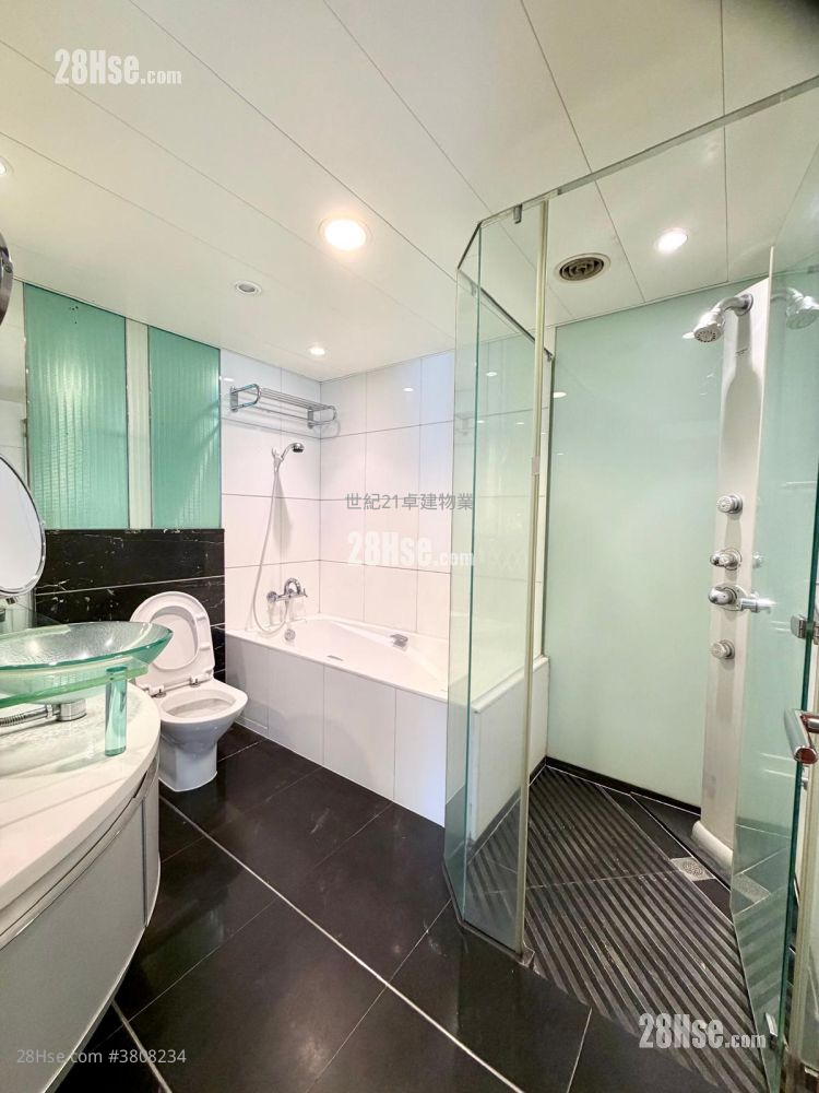 The Harbourside Rental 3 Bedrooms , 2 Bathrooms 1,088 ft²