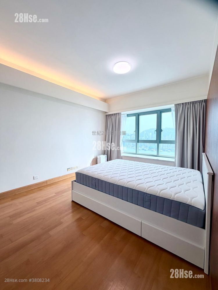 The Harbourside Rental 3 Bedrooms , 2 Bathrooms 1,088 ft²