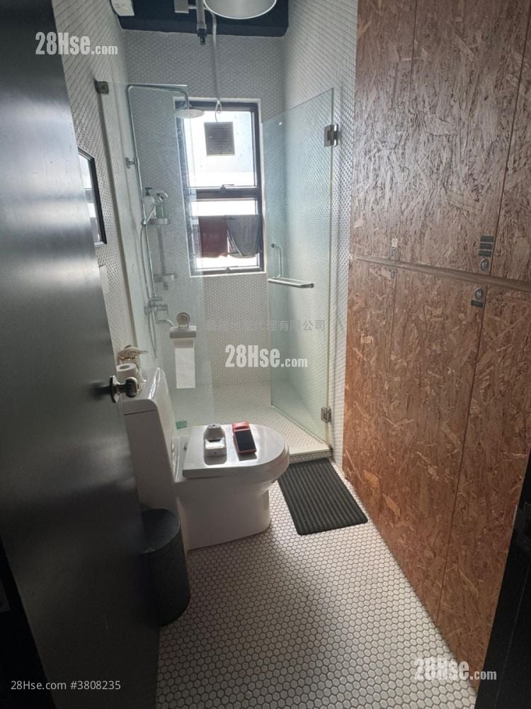 Tiffan Tower Rental 1 Bedroom , 2 Toilets
