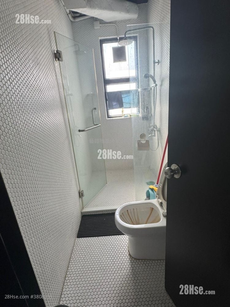 Tiffan Tower Rental 1 Bedroom , 2 Toilets