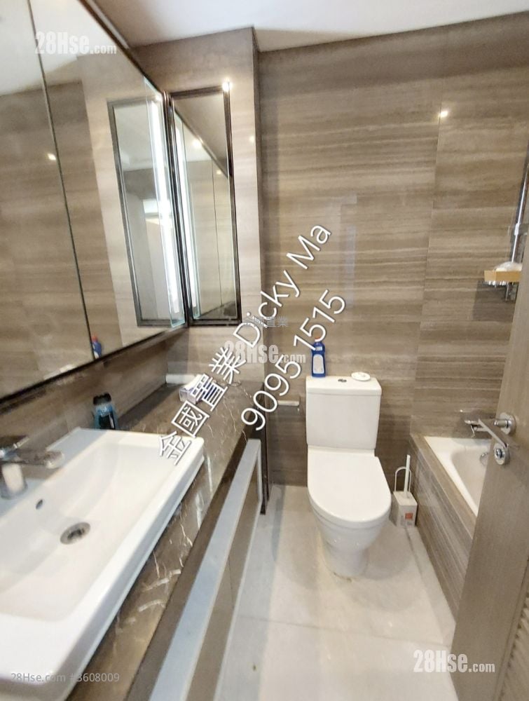 The Austin 租盘 3 房 , 2 浴室 938 平方尺