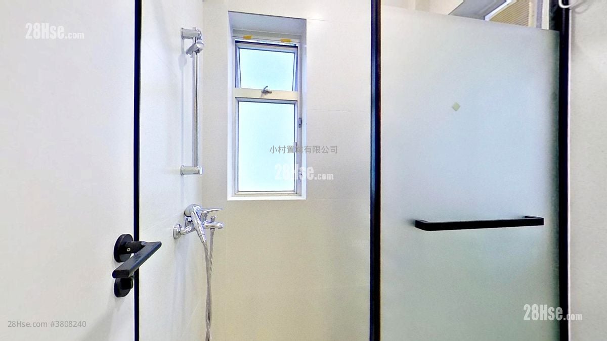 浴室: 百宁大厦 租盘 2 房 , 1 浴室 396 平方尺