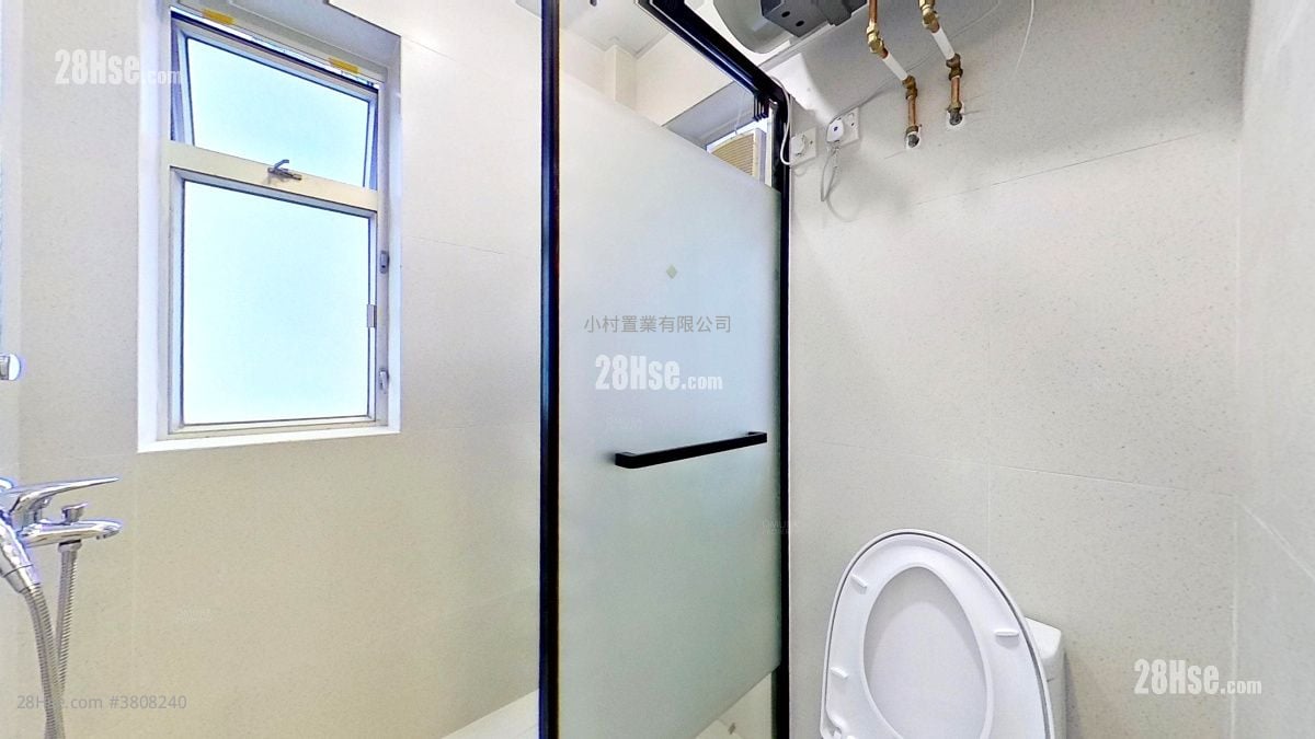 浴室: 百宁大厦 租盘 2 房 , 1 浴室 396 平方尺