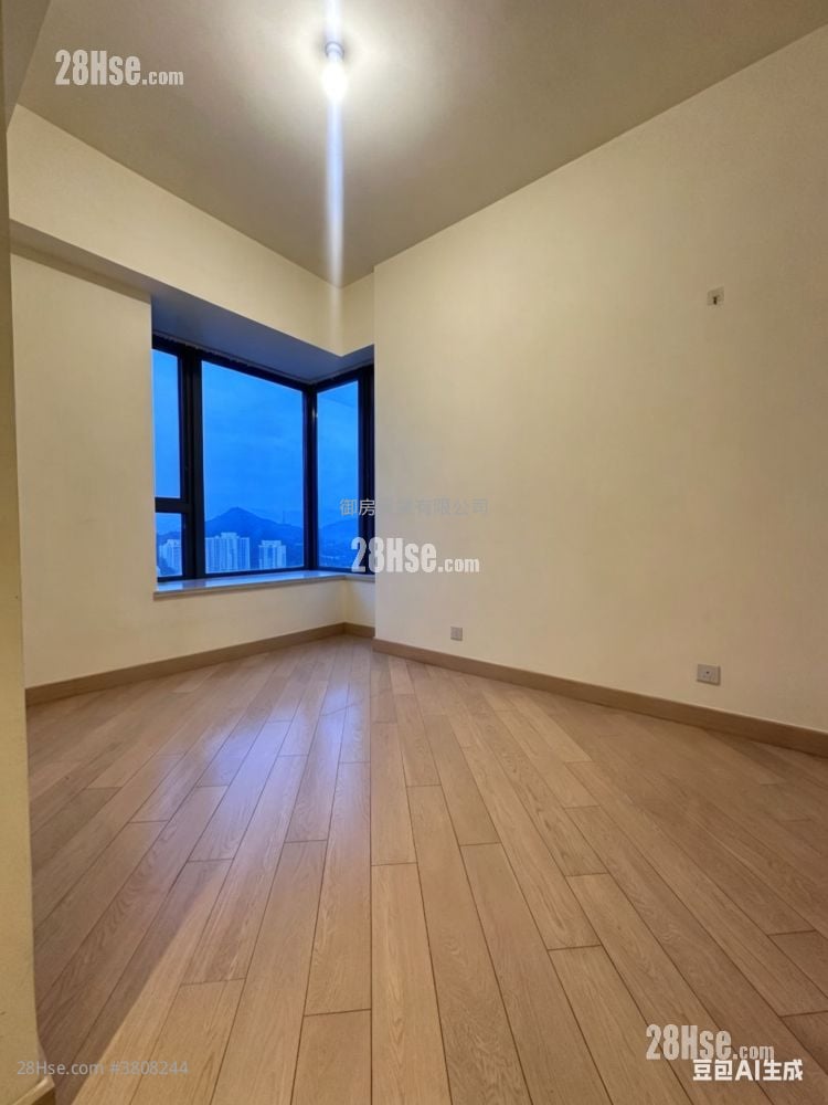 Grand Yoho Sell 789 ft²