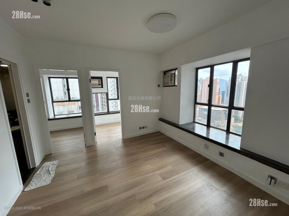 富华广场 售盘 2 房 , 1 浴室