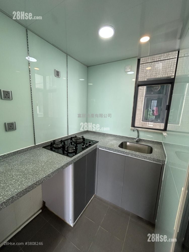 富华广场 售盘 2 房 , 1 浴室