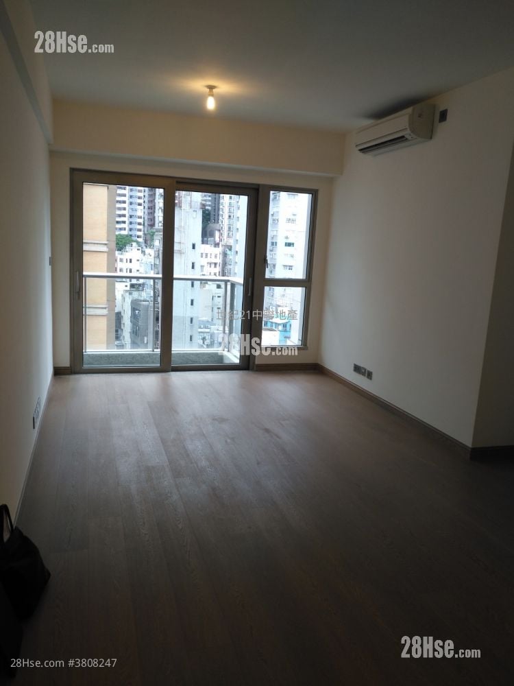 My Central Sell 3 Bedrooms , 2 Bathrooms 906 ft²