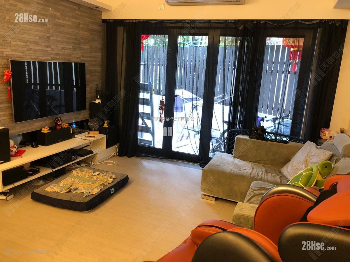 茵翠豪庭 售盘 3 房 795 平方尺