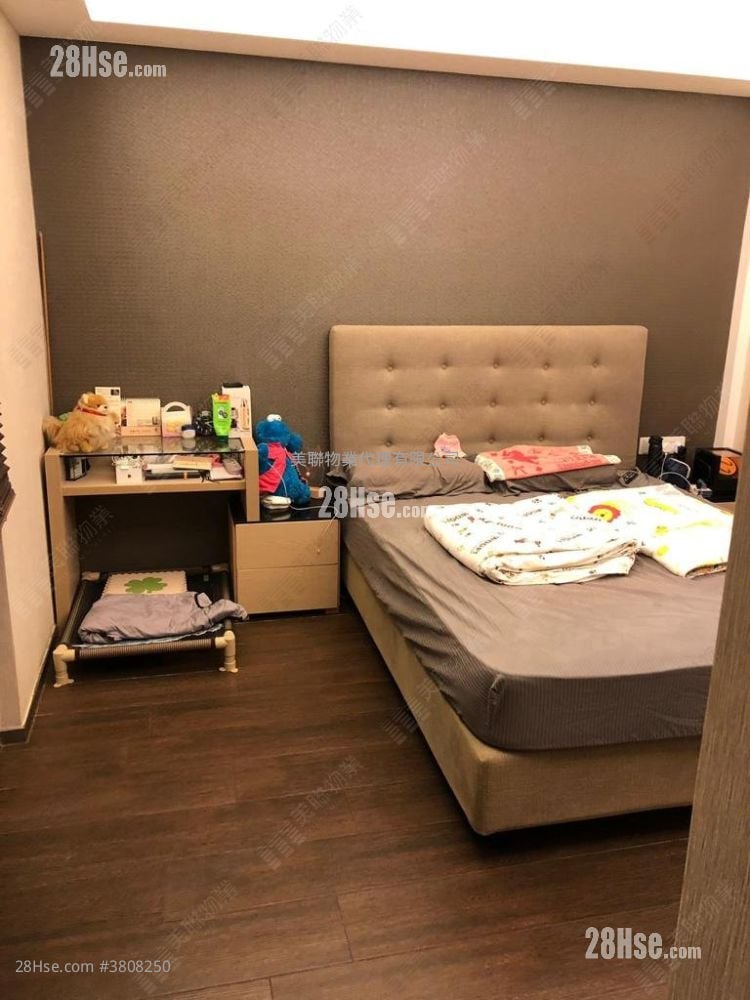 茵翠豪庭 售盘 3 房 795 平方尺