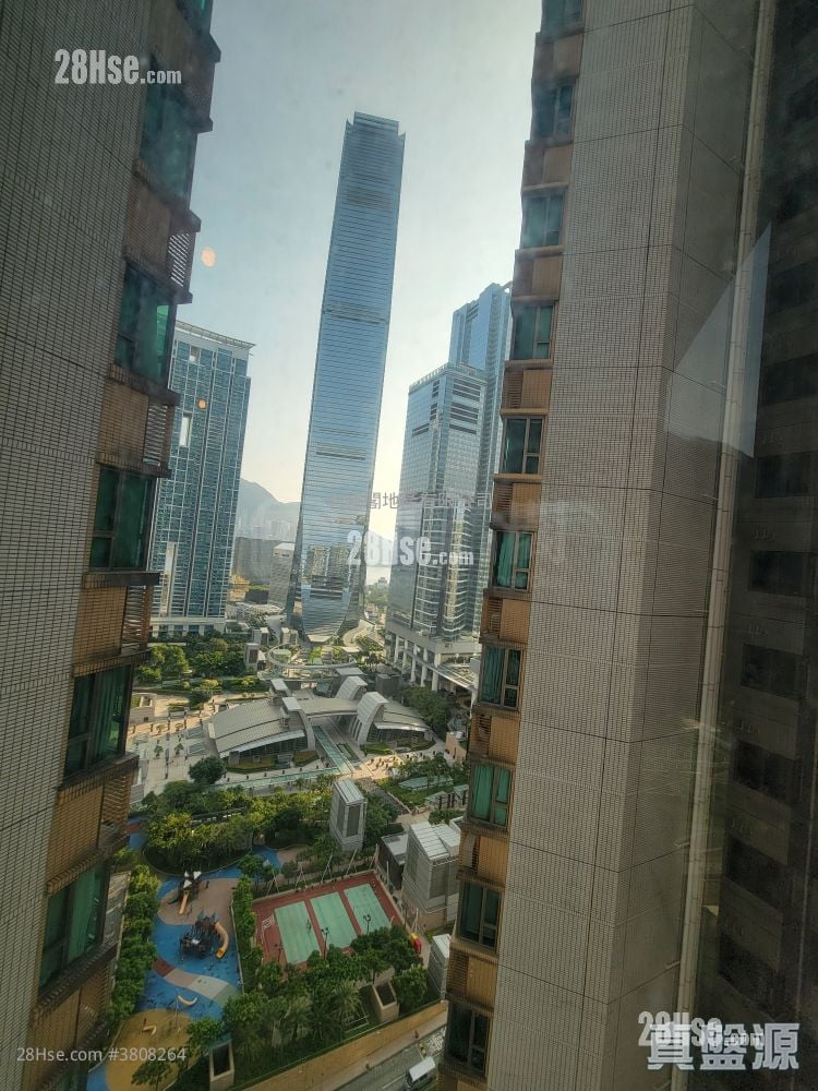 Sorrento Rental 2 Bedrooms , 2 Bathrooms 849 ft²