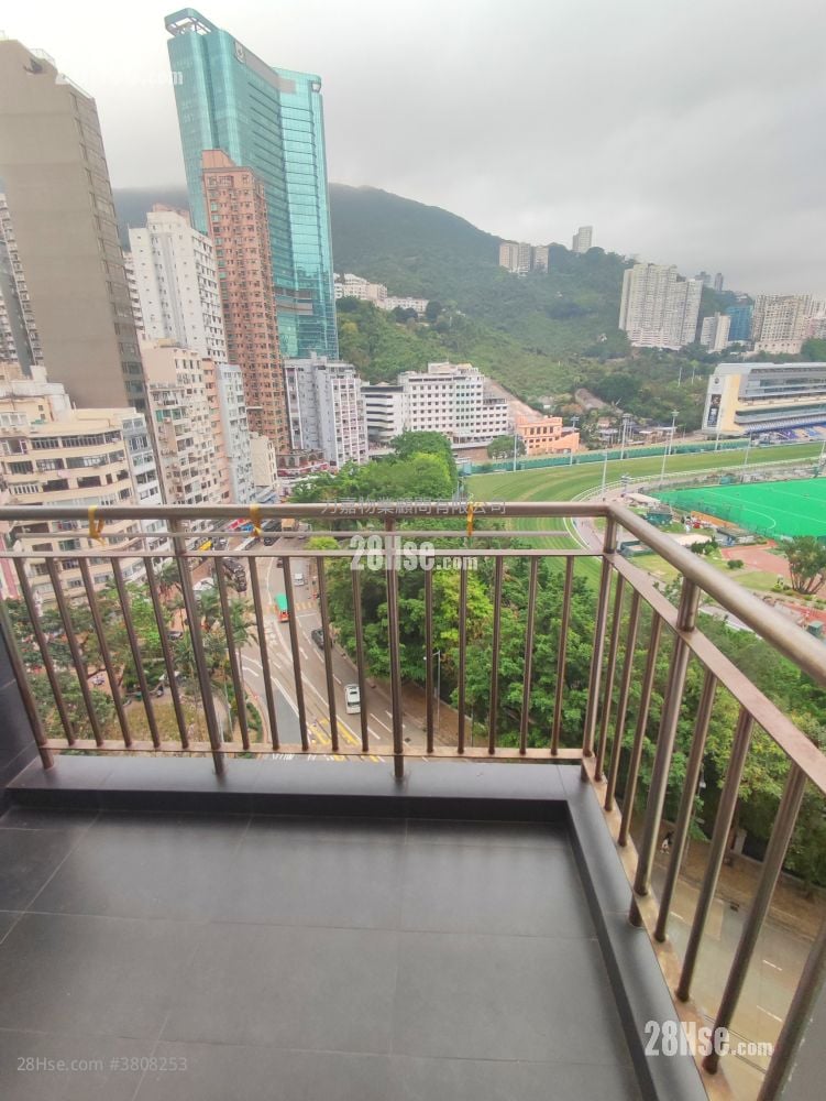 Arts Mansion Rental 3 Bedrooms , 2 Bathrooms 1,051 ft²