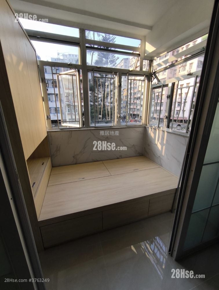 南湾大厦 租盘 1 房 , 1 浴室 160 平方尺