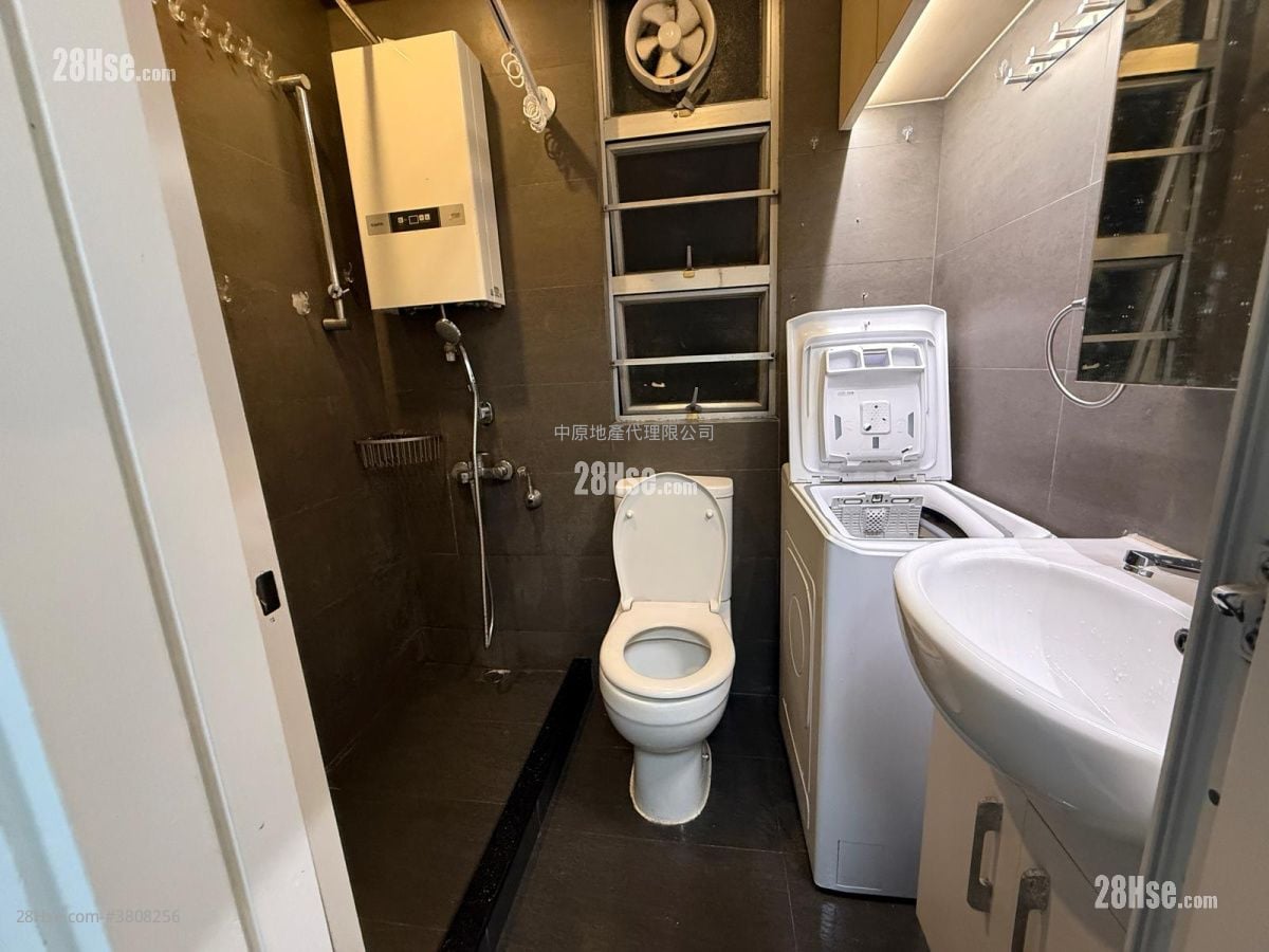 荃豐中心 租盤 2 房 , 1 浴室 336 平方呎