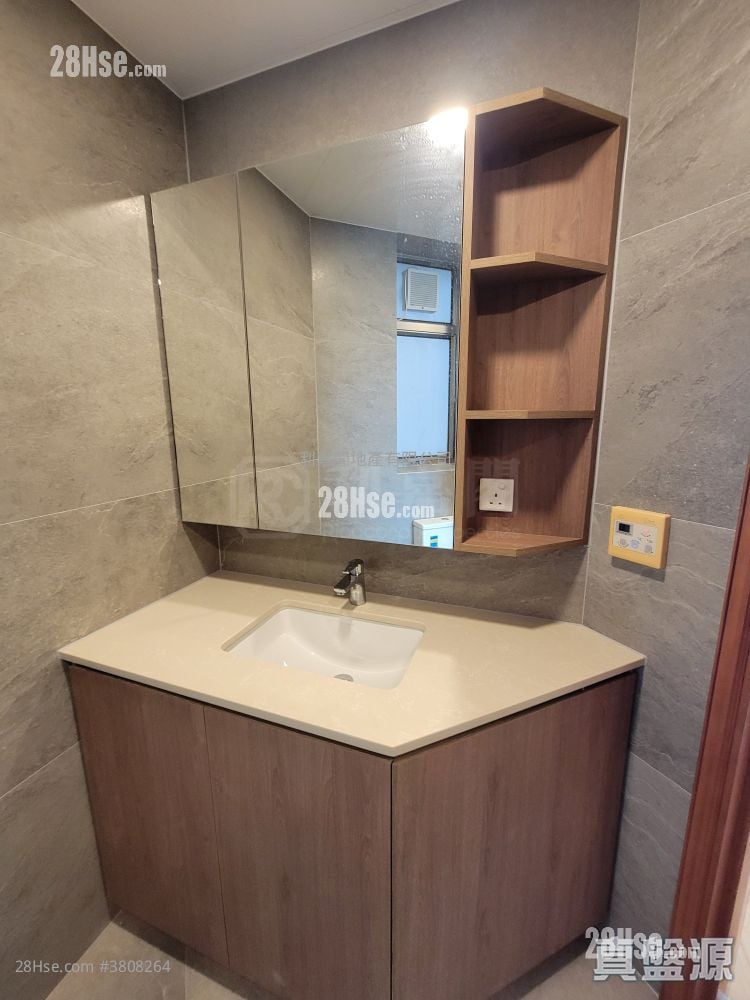 Sorrento Rental 2 Bedrooms , 2 Bathrooms 849 ft²