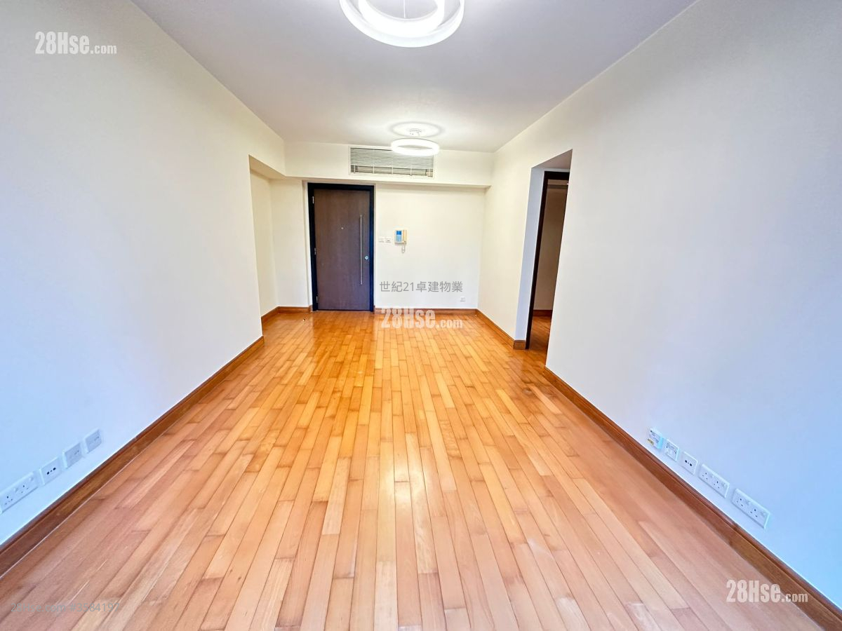 君临天下 售盘 2 房 , 2 浴室 743 平方尺