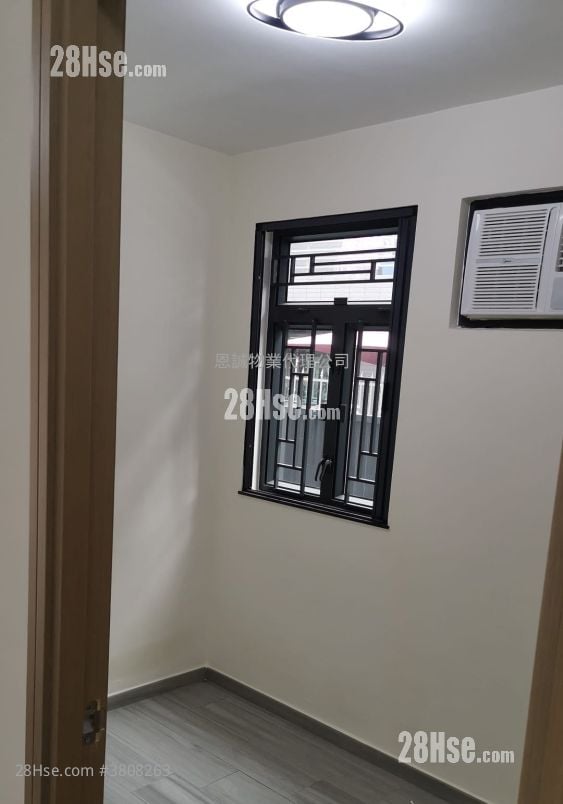 村屋 租盘 2 房 , 1 浴室