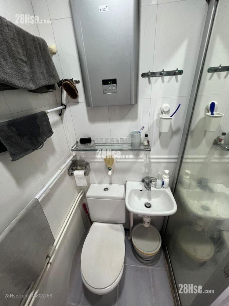 首利大厦 售盘 2 房 , 1 浴室 415 平方尺