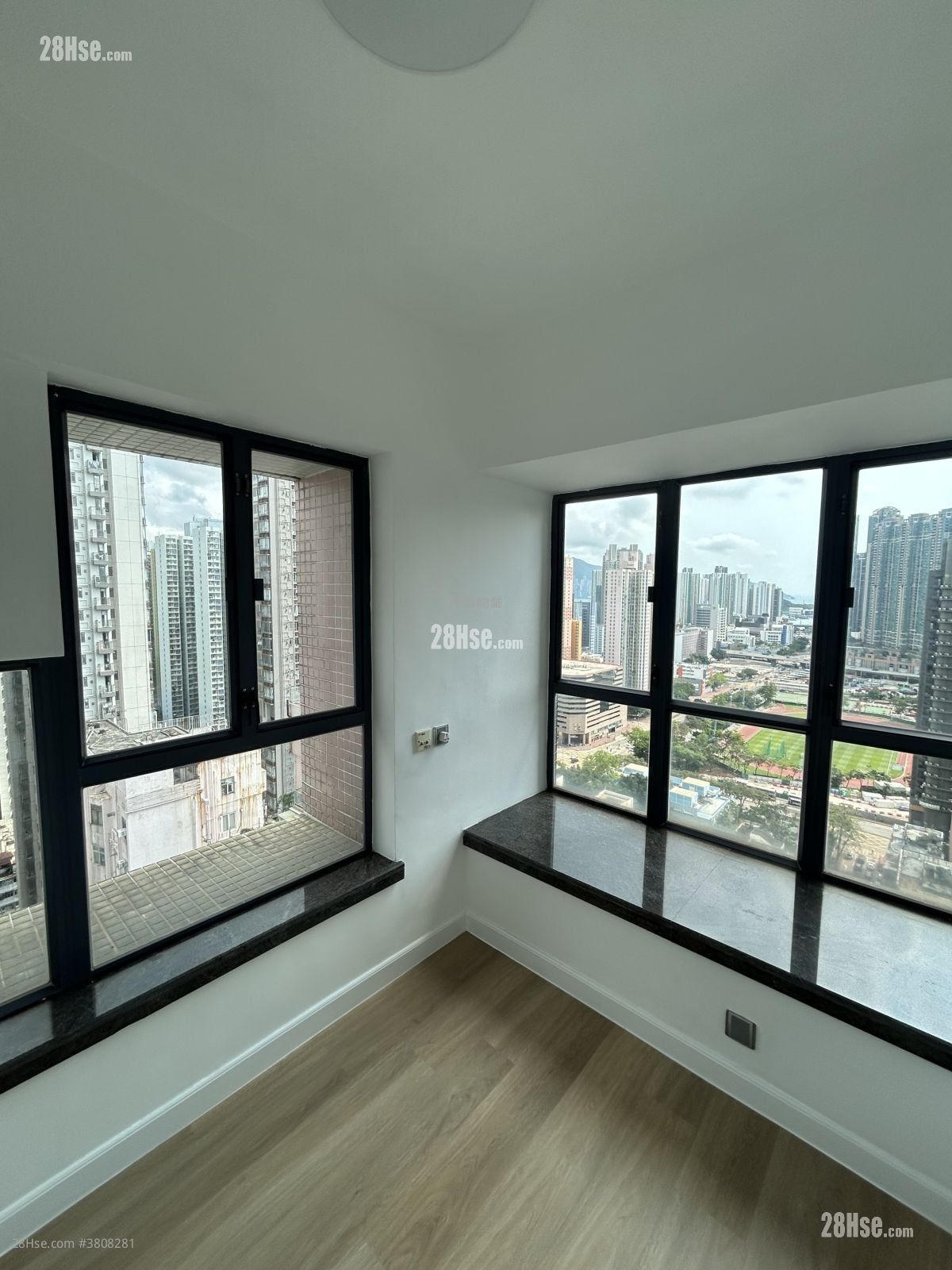 富华广场 售盘 2 房 , 1 浴室 339 平方尺