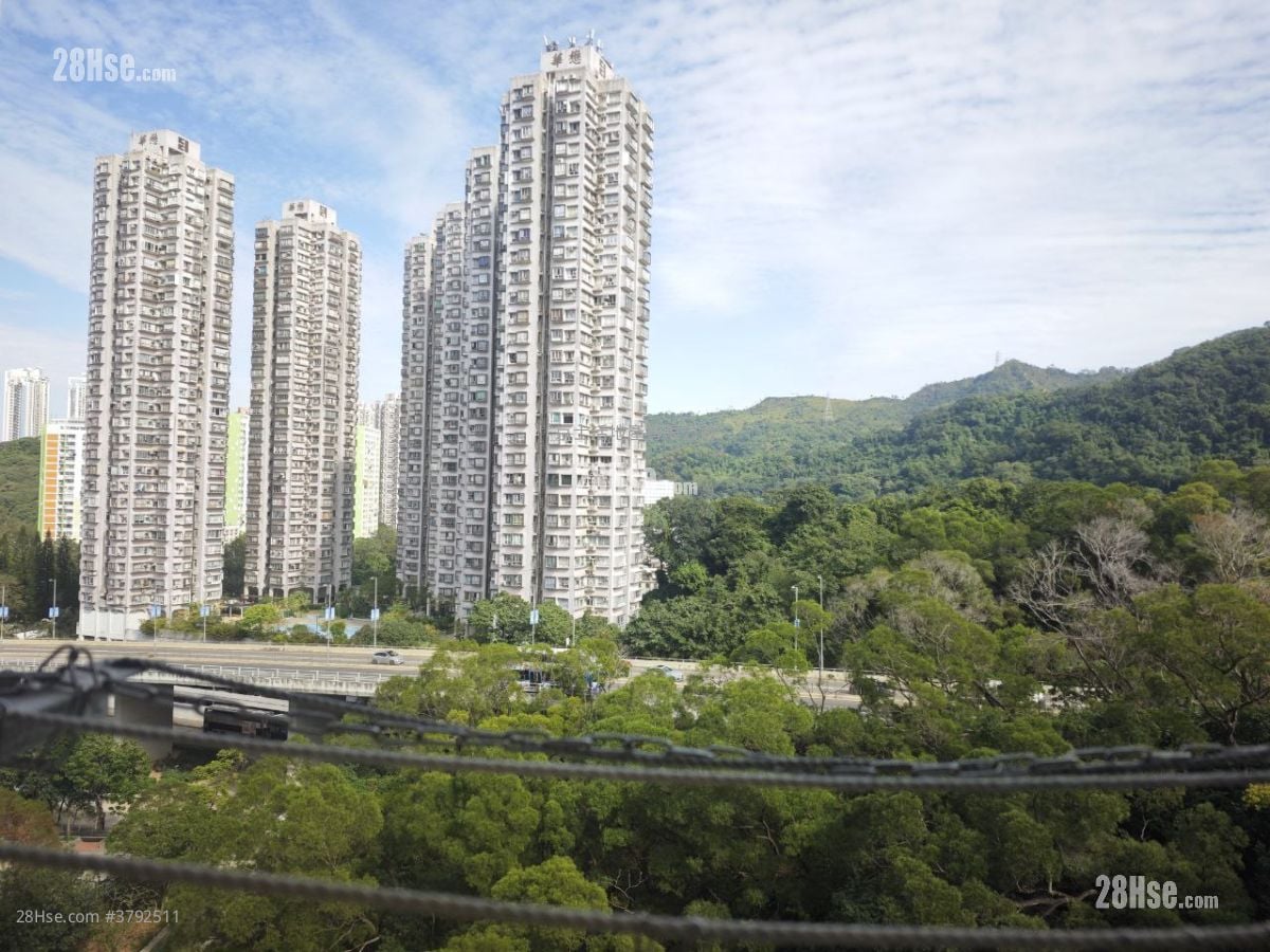 King Tin Court Sell 2 Bedrooms , 1 Bathroom 431 ft²