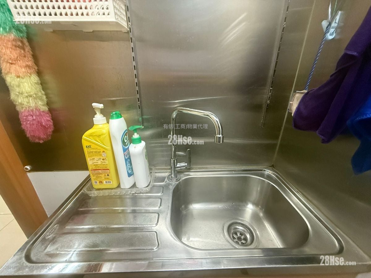 Ford Glory Plaza Rental 4 Bedrooms