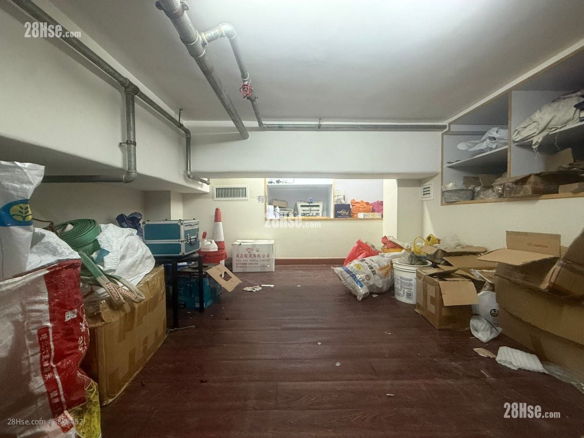 Ford Glory Plaza Rental 4 Bedrooms