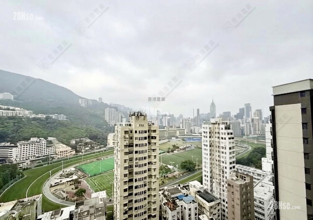 云地利台 售盘 3 房 , 3 浴室 1,330 平方尺